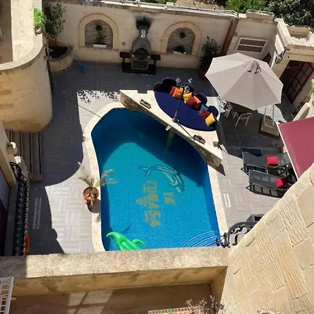 别墅 Renovated With Pool, Jacuzzi, Gym In The Village Centre *