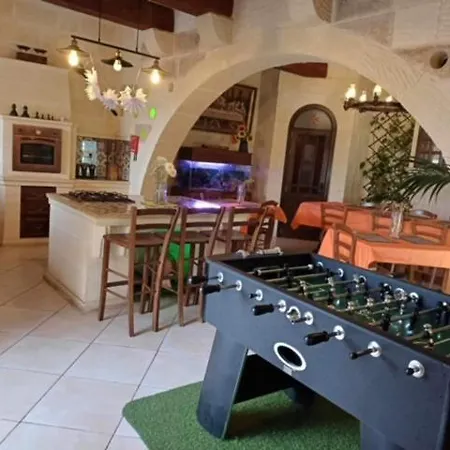 Renovated With Heated Pool & Gym, Right In Village Centre Nadur