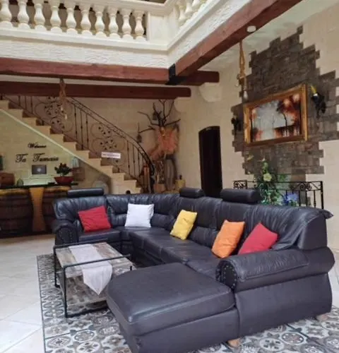 Villa Renovated With Heated Pool & Gym, Right In Village Centre *